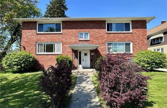 92 Lasalle Avenue