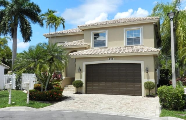 210 La Costa Ct - 210 La Costa Court, Weston, FL 33326