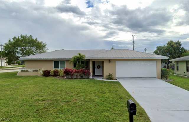 1042 SE 26th Terrace
