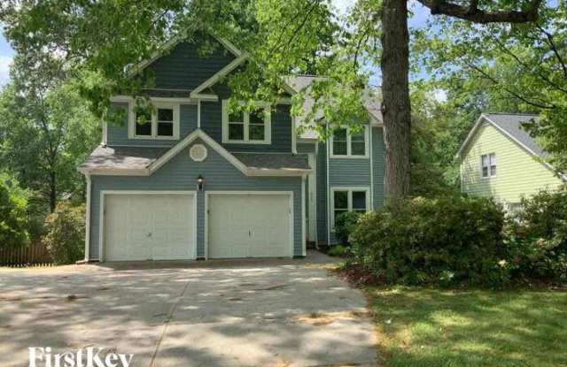 1008 Silverbell Lane