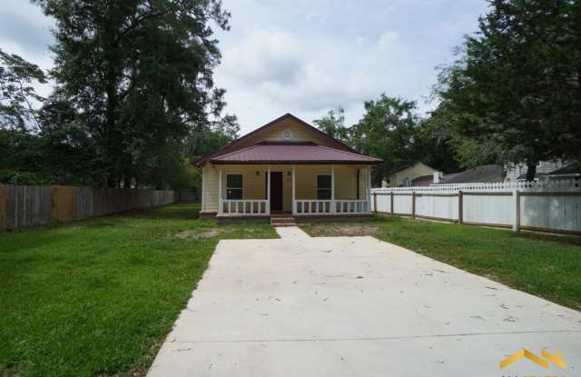 2234 Old Saint Augustine Road