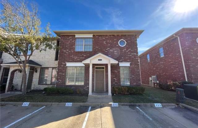 Photo of 223 Forest Drive