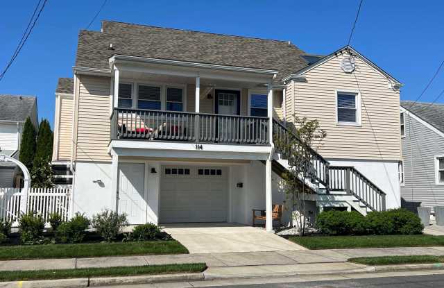 114 N Argyle Ave