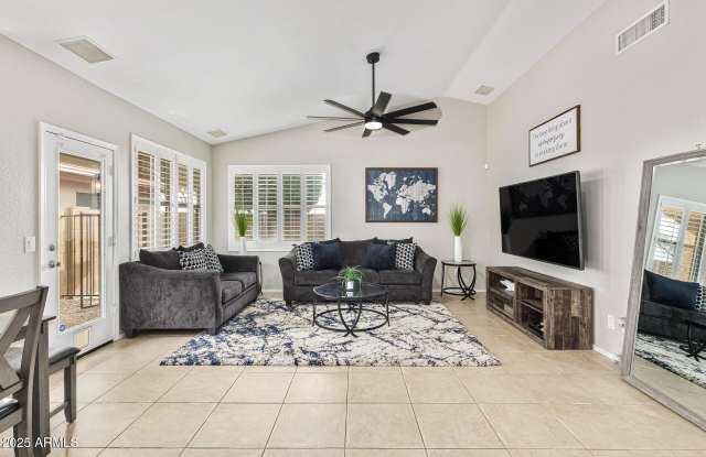 4509 E Lone Cactus Drive