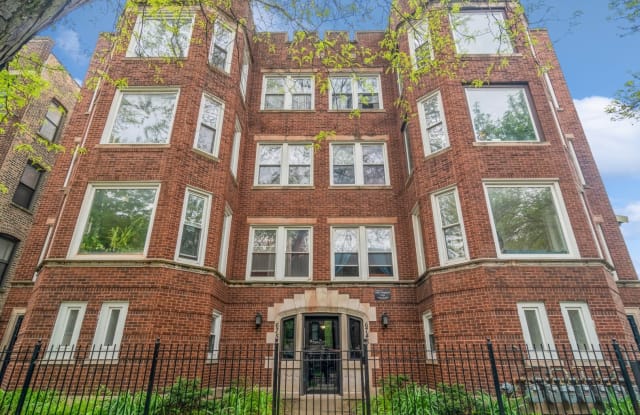 6750 S Ridgeland Ave - 6750 South Ridgeland Avenue, Chicago, IL 60649