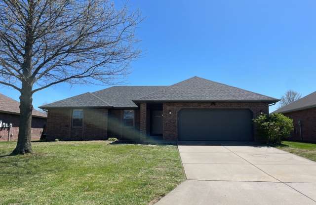 5384 W Soapberry Ct - 5384 Soapberry Court, Greene County, MO 65802