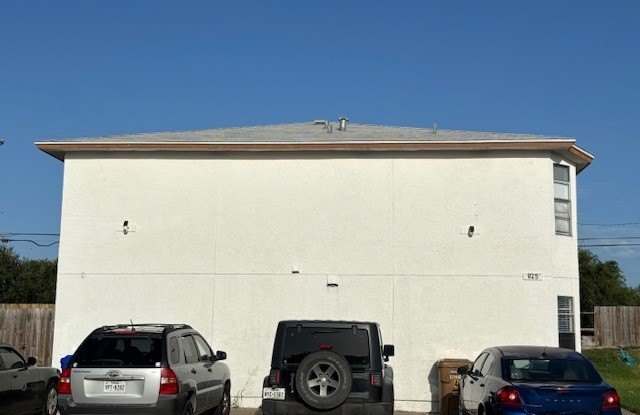 825 Quetzal Street unit: 3