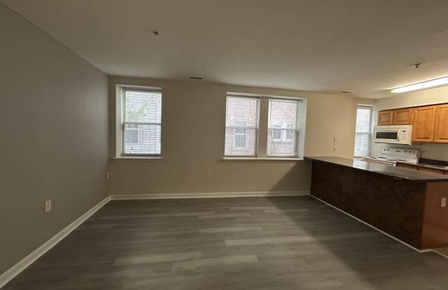 2910 Reisterstown Road - 061C