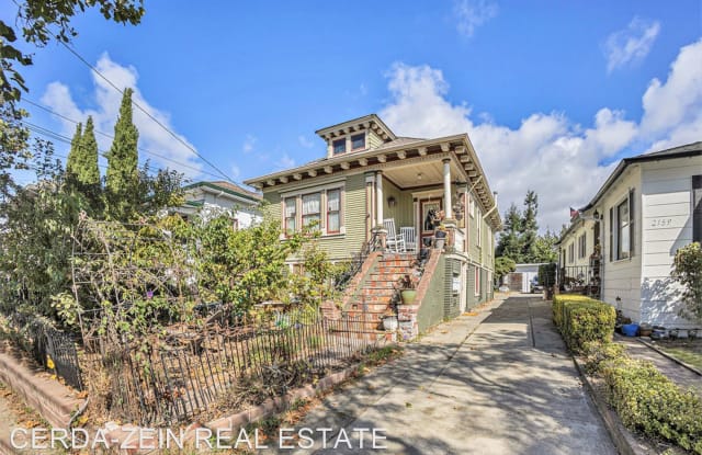 2157 Encinal Ave #B - 2 bedroom | 1 bath | Lower unit - 2157 Encinal Avenue, Alameda, CA 94501