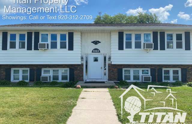 Photo of 843 Illinois Avenue - 4