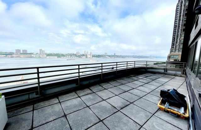 160 RIVERSIDE BOULEVARD