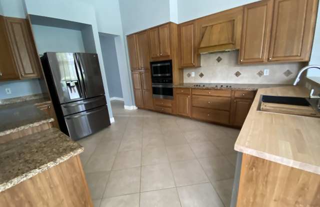 Photo of 8104 Kiawah Trce