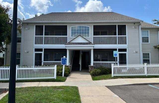 Photo of 2776 S Knightsbridge Circle