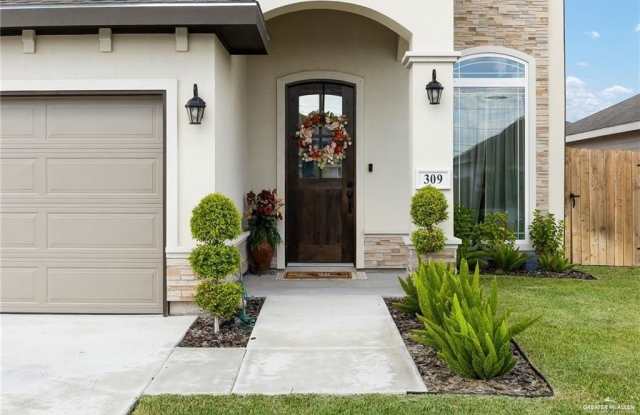 309 Central Park Street