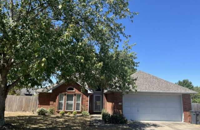 Beautiful 3 Bedroom in Whispering Timbers!