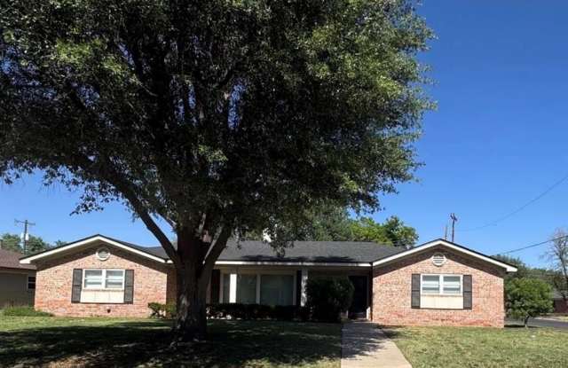 3300 Durant Dr