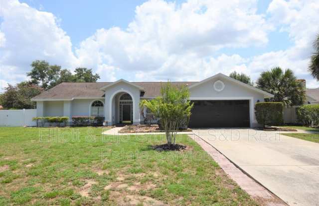 5915 Windwood Dr.