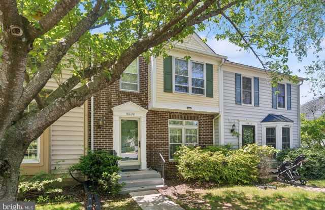 10628 TUPPENCE COURT