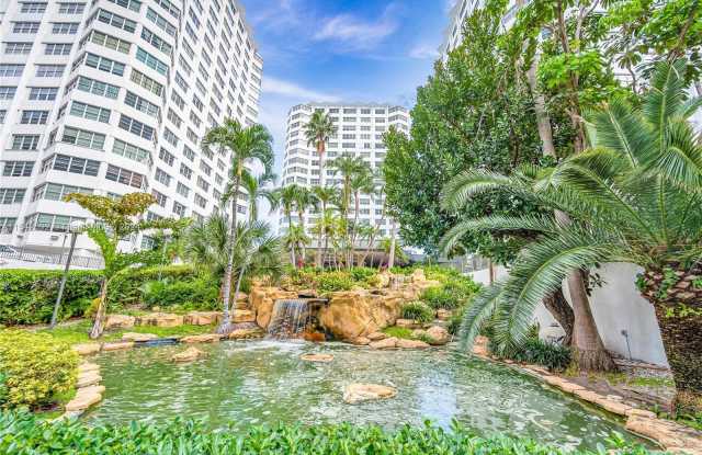 999 Brickell Bay Dr