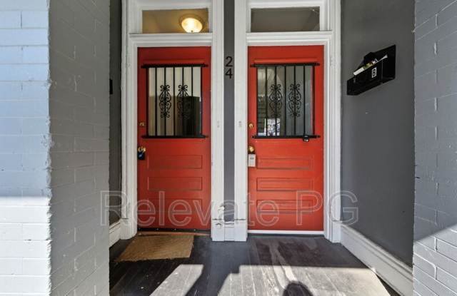 24 S Davis Ave