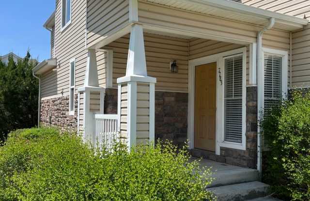 TWO STORY TOWNHOME WITH 2-CAR GARAGE IN FOUNTAIN