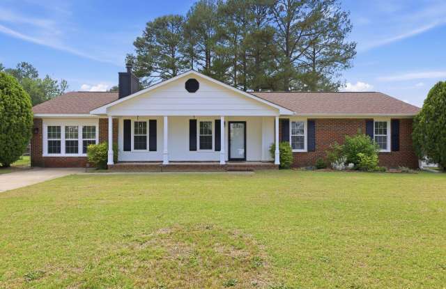 3 Br/2 Ba Ranch Close to Post and Shopping
