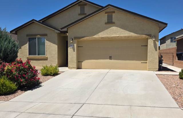 NW 3/BD 2/BA 2/CG Single Story