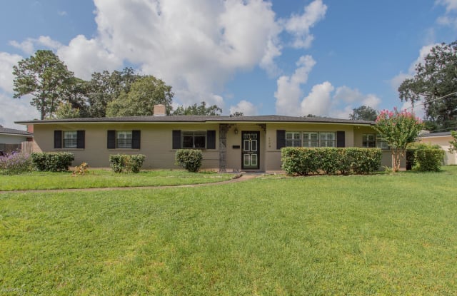 4700 WATER OAK LN - 4700 Water Oak Lane, Jacksonville, FL 32210