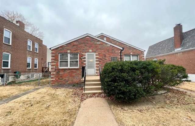 Photo of 6152 Victoria Avenue