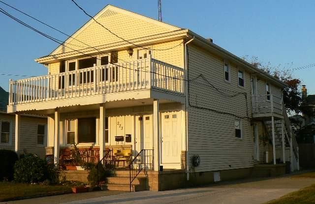 223 N Derby Ave - 223 North Derby Avenue, Ventnor City, NJ 08406