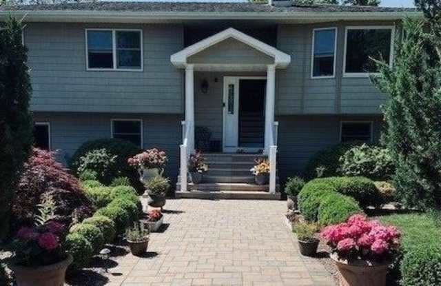 9 Loetscher Lane