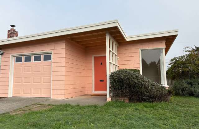 Photo of 3 Bed One Bath House