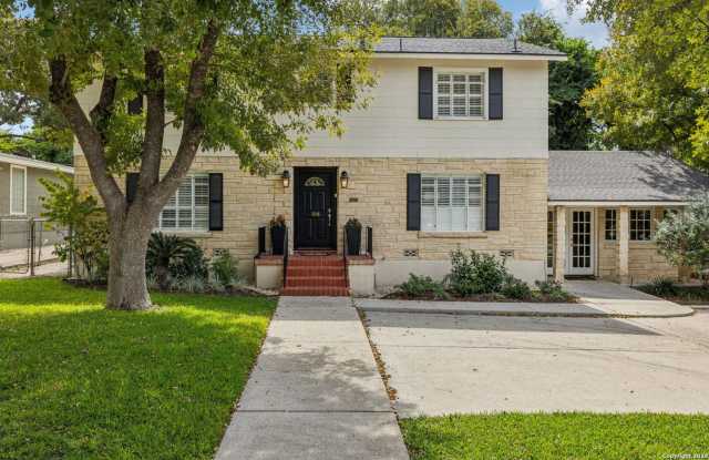 BEAUTIFUL 4-BEDROOM HOME IN TERRELL HILLS