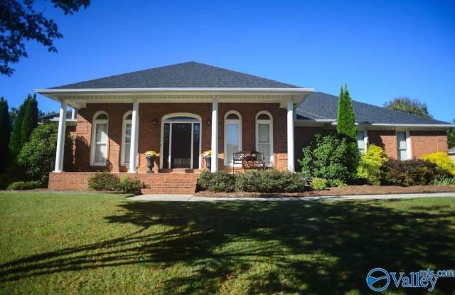 7304 Ferncliffe Drive - 7304 Ferncliffe Drive Southeast, Huntsville, AL 35802