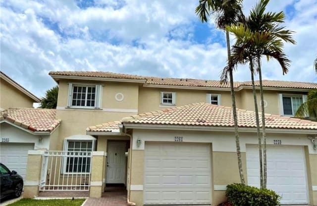 2261 Northwest 170th Avenue - 2261 Northwest 170th Avenue, Pembroke Pines, FL 33028