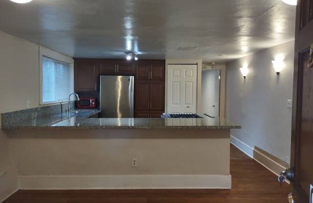 521 T St #C - Southside Park 95811