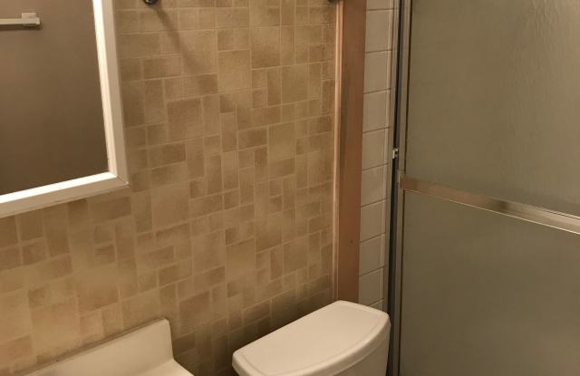 Photo of 1219 Barcelona Drive - 04