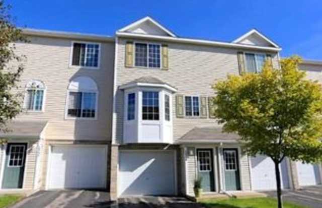 2962 Village Court