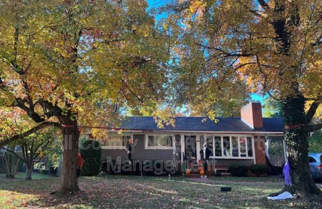 Photo of 6819 Dillon Ave