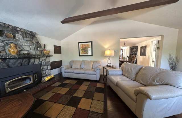 Photo of 37083 Bright Way - PRICE REDUCTION! Gorgeous Fully Furnished 3 Bedroom 2 Bath Home in Mountain Home Village Community!