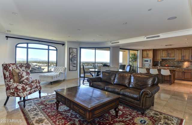 7175 E CAMELBACK Road