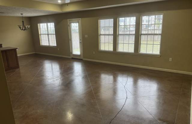 Photo of 915 Wineberry