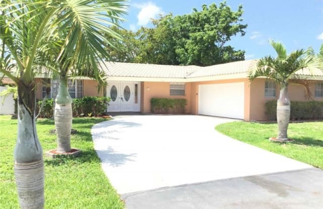 7518 NW 42nd Dr - 7518 Northwest 42nd Drive, Coral Springs, FL 33065