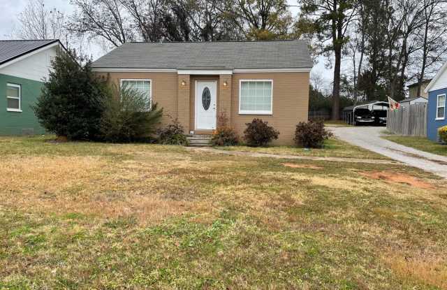 Adorable 2 Bedroom 1 Bath Home