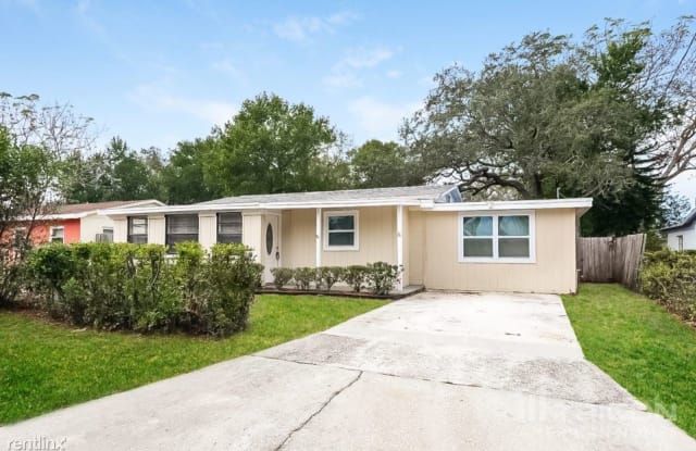 10014 N Oklawaha Avenue - 10014 North Oklawaha Avenue, Tampa, FL 33617