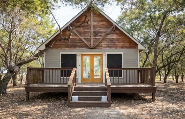 PRICE DROP / NEW ON MARKET