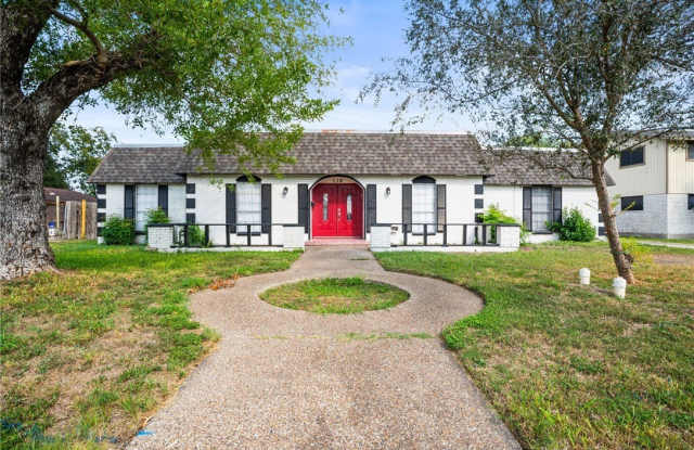 Photo of 110 N University Boulevard