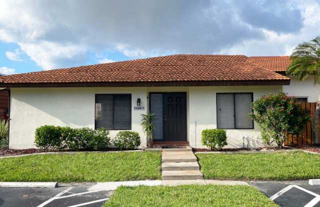 1420 Park Shore Circle