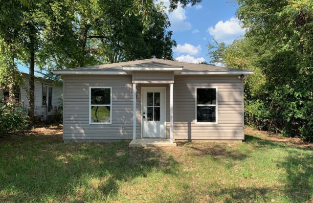 1329 Hill Avenue - 1329 Hill Avenue, Gadsden, AL 35901