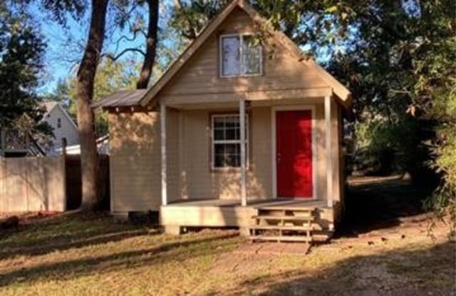 2317 UPTON Street - 2317 Upton Street, Mandeville, LA 70448